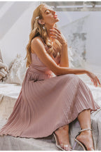 2020 AliExpress Amazon Wish Spring And Summer New Suspenders V-neck Pleated Dress Princess Skirt Multicolor Spot